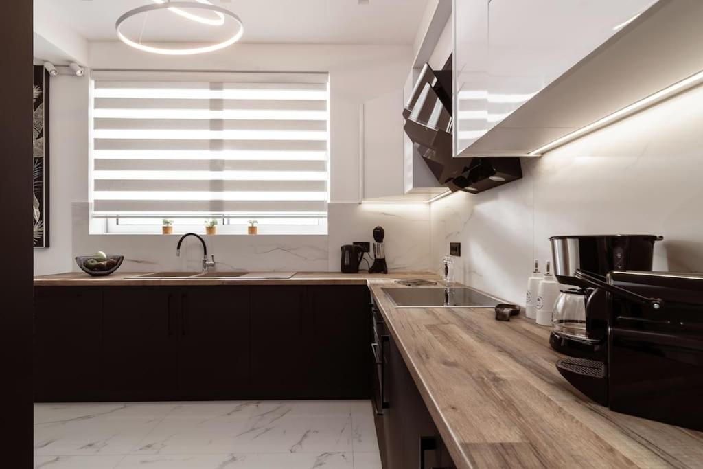 Melissia Luxury Villa Kalamákion エクステリア 写真