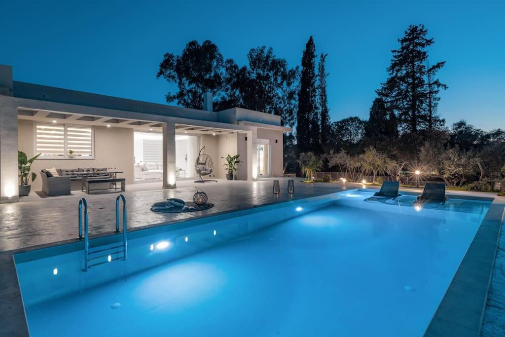 Melissia Luxury Villa Kalamákion エクステリア 写真